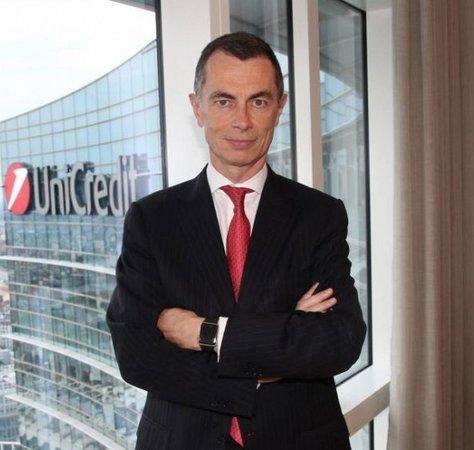 Unicredit sees issuance spike in 2018 while sales increase by more than 40%